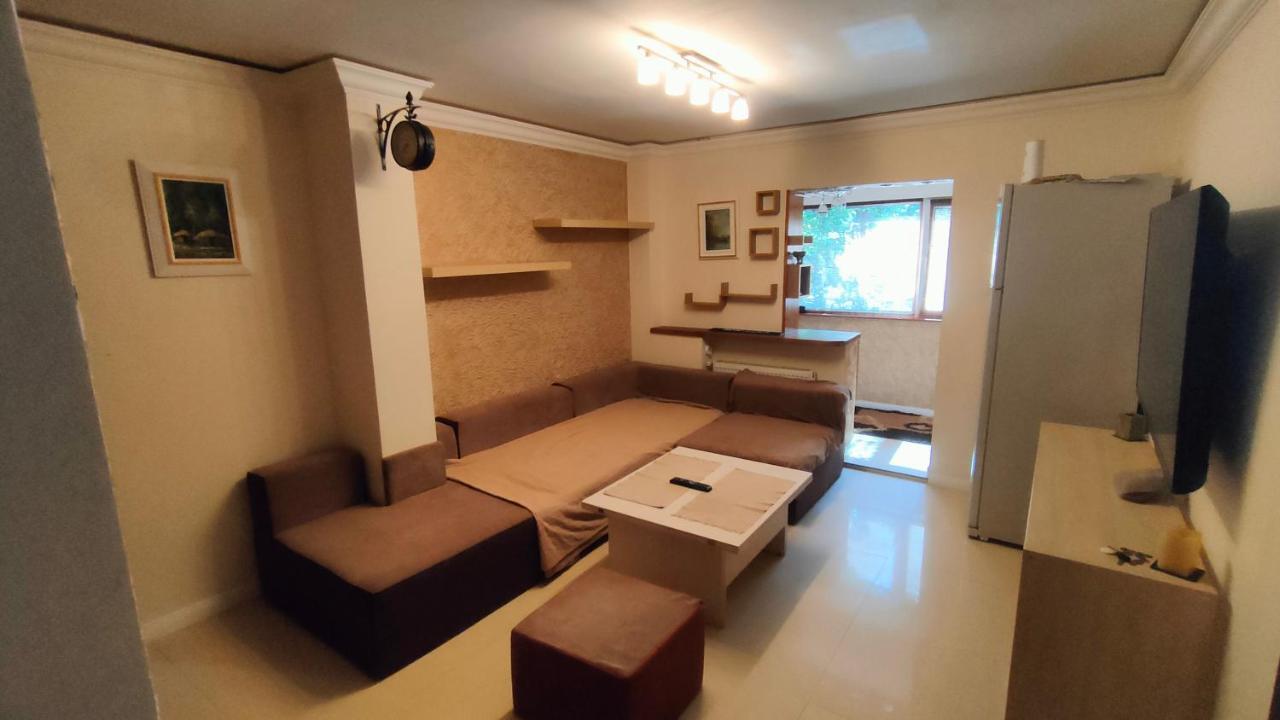 Duck Apartment Bucharest Luaran gambar