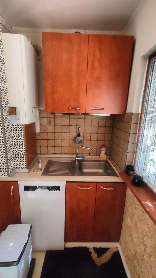 Duck Apartment Bucharest Luaran gambar