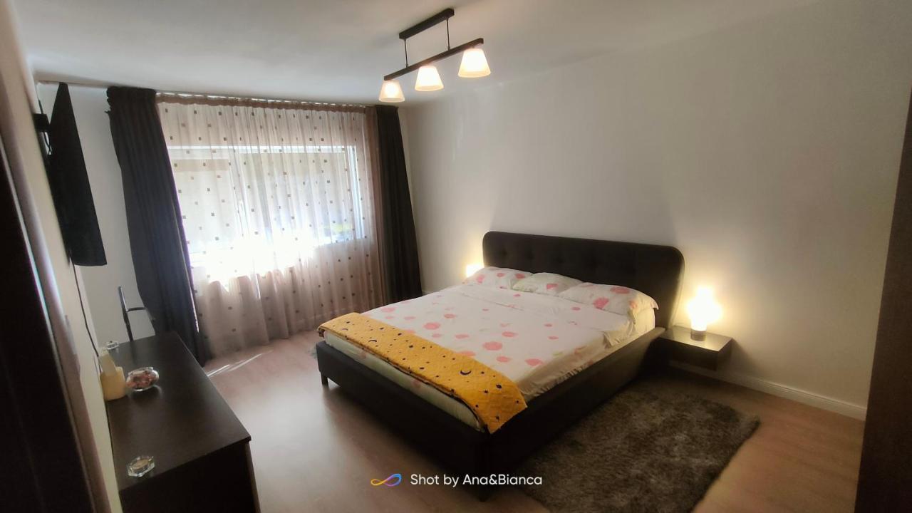 Duck Apartment Bucharest Luaran gambar