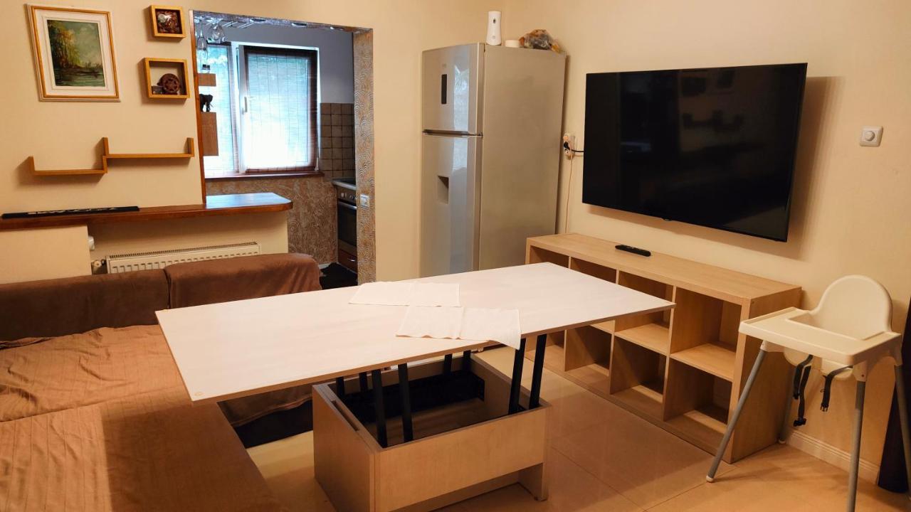 Duck Apartment Bucharest Luaran gambar