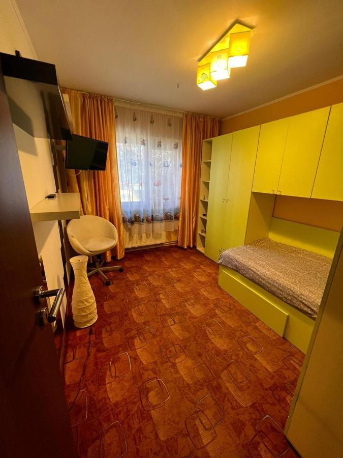 Duck Apartment Bucharest Luaran gambar